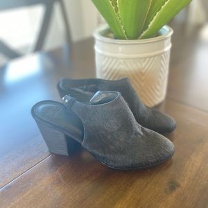 Huma Blanco | Calf Hair Strap Back Clogs | 36